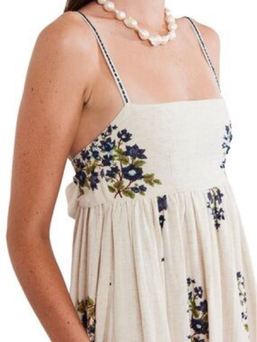 Elegant Cream Floral Spaghetti-Strap Mini Dress